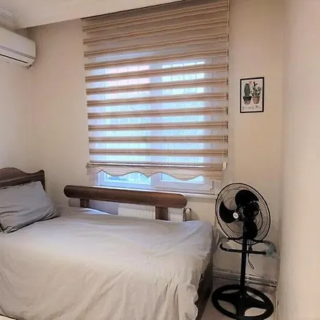 Апартаменты Modern Chic 2br Vibrant Neighborhood Стамбул