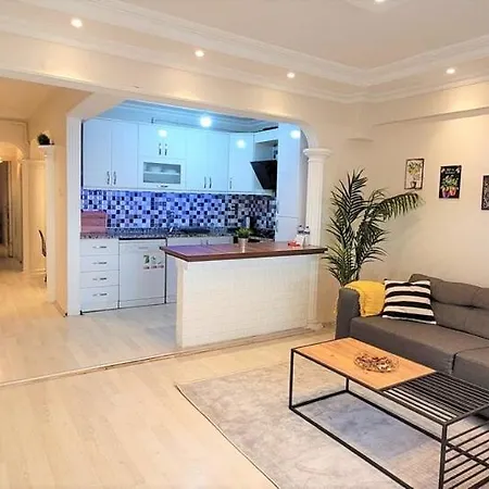Апартаменты Modern Chic 2br Vibrant Neighborhood *