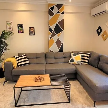 Апартаменты Modern Chic 2br Vibrant Neighborhood Стамбул