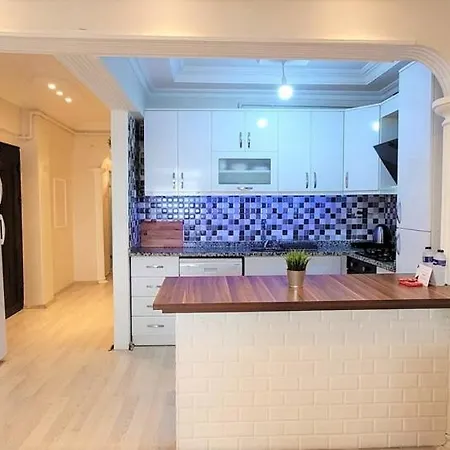 Modern Chic 2br Vibrant Neighborhood Apartamento